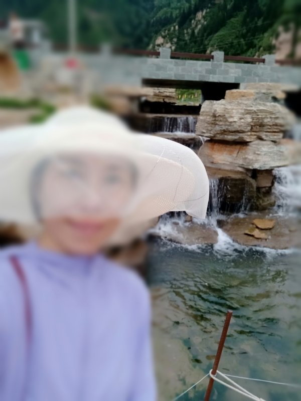 沥秋的第一张照片--偏关中老年相亲网